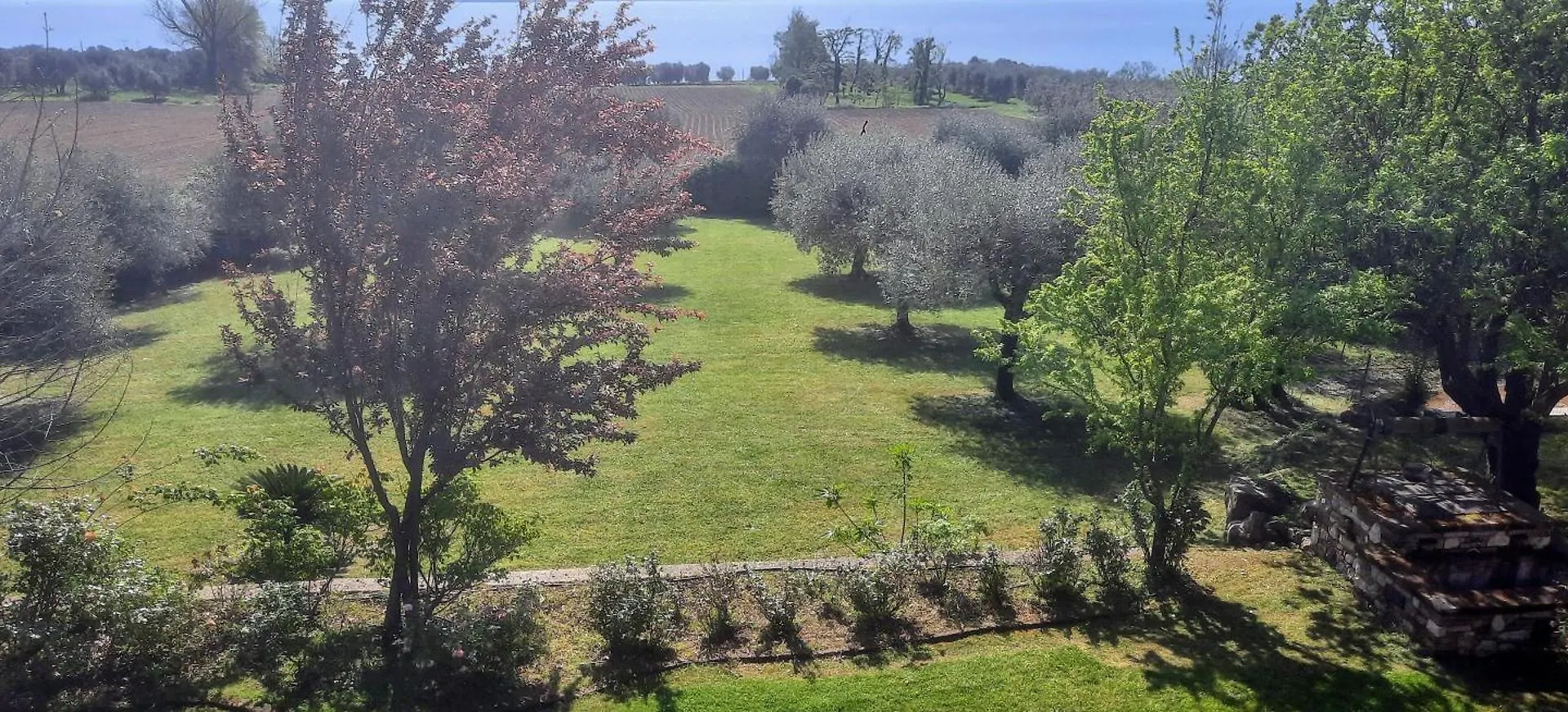 La Kascina Suite & Rooms Moniga del Garda Panzió